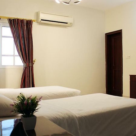 מוסקט Sahara Hotel Apartments מראה חיצוני תמונה