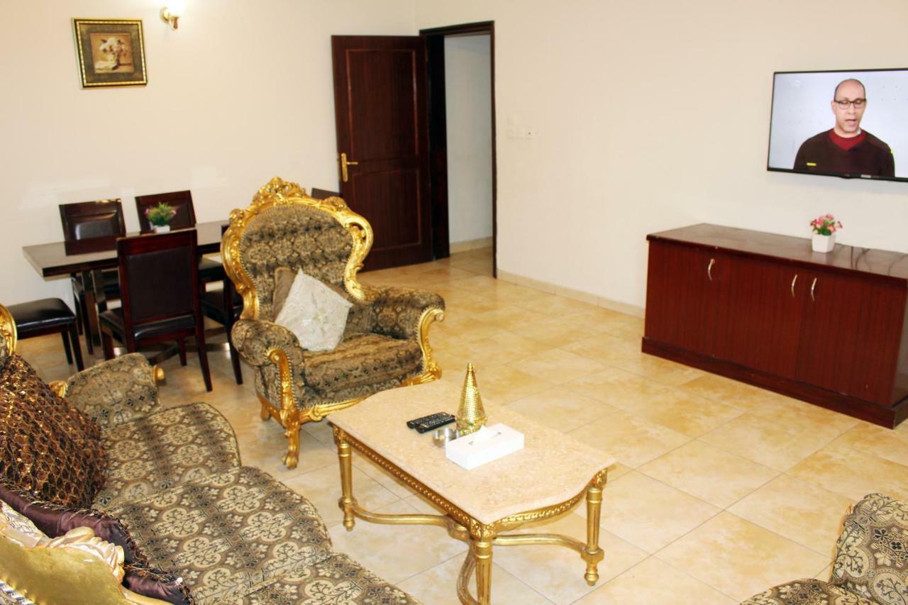 מוסקט Sahara Hotel Apartments מראה חיצוני תמונה