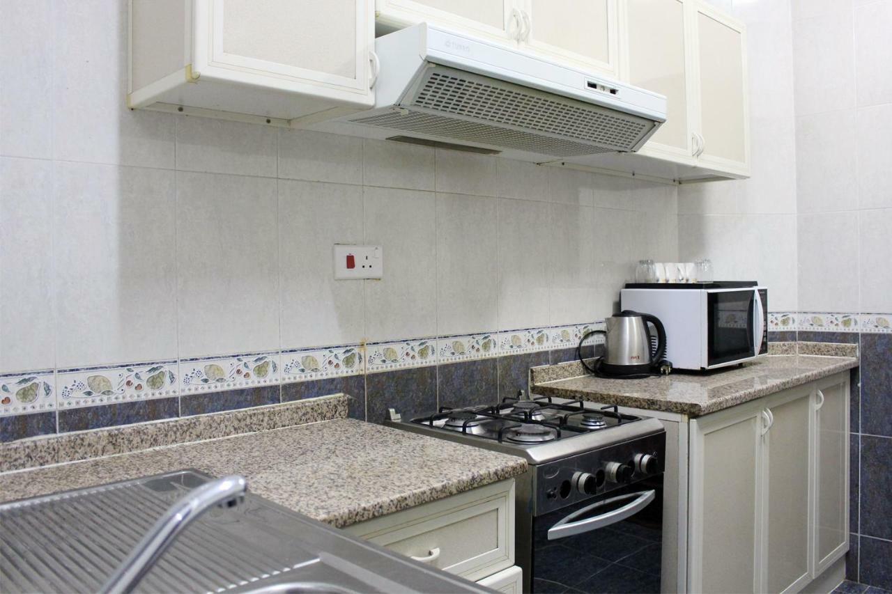 מוסקט Sahara Hotel Apartments מראה חיצוני תמונה